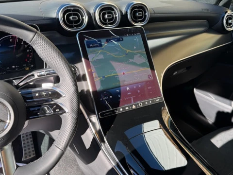 Mercedes-Benz GLC  300 de 4MATIC con tecnología híbrida