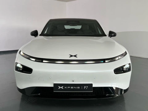 XPENG P7 Performance AWD