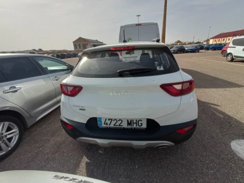 Kia Stonic 1.0 T-GDi 74kW (100CV) MHEV MT Concept
