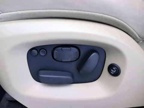 Land Rover RANGE ROVER SPORT 4.4 SDV8 HSE AUTO 4X4