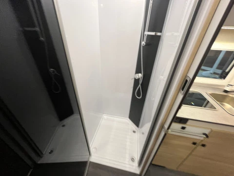 CHALLENGER 260 BREAK EDITION T25