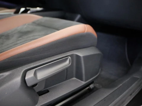 Volkswagen ID.4 BEV 82KWH 128 KW PRO AUTO 5P