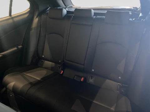 Lexus UX 2.0 300h F Sport Plus