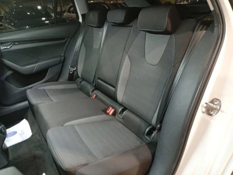 Skoda Octavia Combi 1.0 TSI 81kW(110CV) DSG mHEV Ambi.