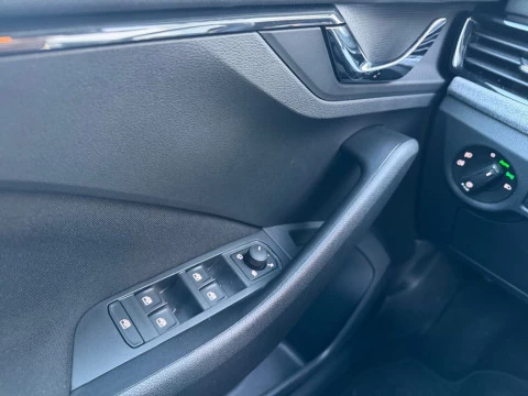 Skoda Kamiq  1.0 TSI Selection DSG7 85kW