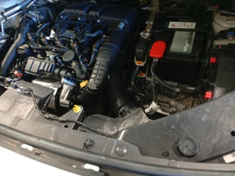 Peugeot Partner Pro Standard 600kg BlueHDi 73kW