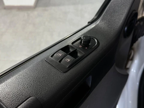Volkswagen Transporter 2.4 130 CV