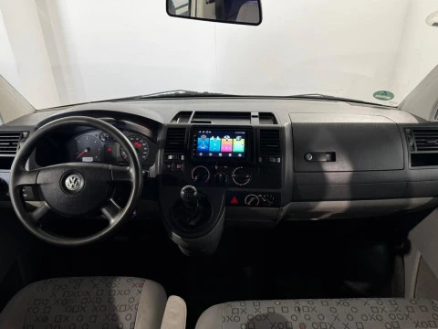 Volkswagen Caravelle 2.4 130 CV