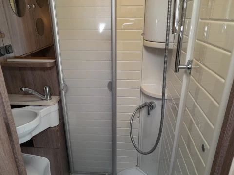 BURSTNER GMBH 250 DIESEL 4P