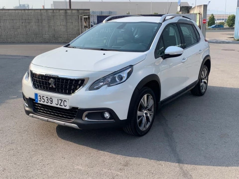 Peugeot 2008 1.6 BLUEHDI 88KW ALLURE 120 5P Peugeot 2008 1.6 BLUEHDI 88KW ALLURE 120 5P