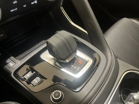 Jaguar E-Pace 2.0D I4 163 PS AWD Auto MHEV R-Dynamic S