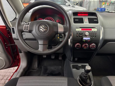 Suzuki SX4 1.9 DDiS GLX