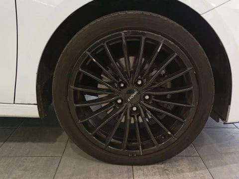 Kia Ceed 1.0 T-GDi 74kW (100CV) Concept