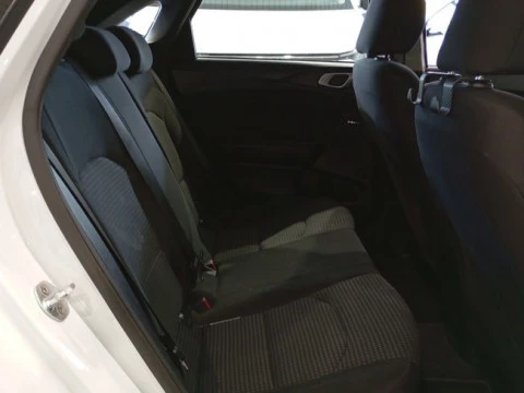 Kia Ceed 1.0 T-GDi 74kW (100CV) Concept