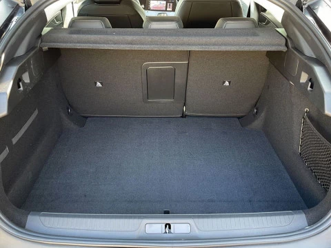 Peugeot 408 408 Allure HYBRID 145 eDCS6