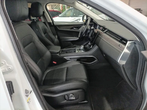 Jaguar F-Pace 2.0D I4 204PS AWD Auto MHEV Standard S