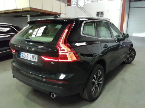 Volvo XC60 2.0 B4 D Momentum Pro Auto