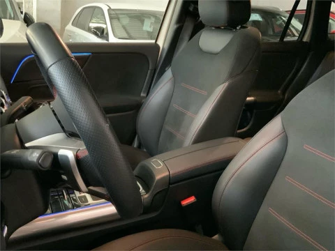 Mercedes-Benz GLA 200 D