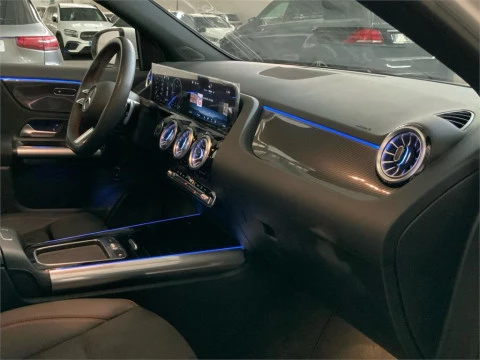 Mercedes-Benz GLA 200 D