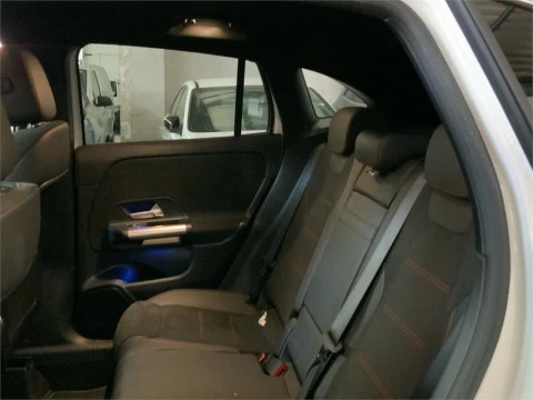 Mercedes-Benz GLA 200 D