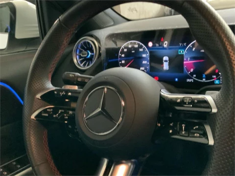 Mercedes-Benz GLA 200 D