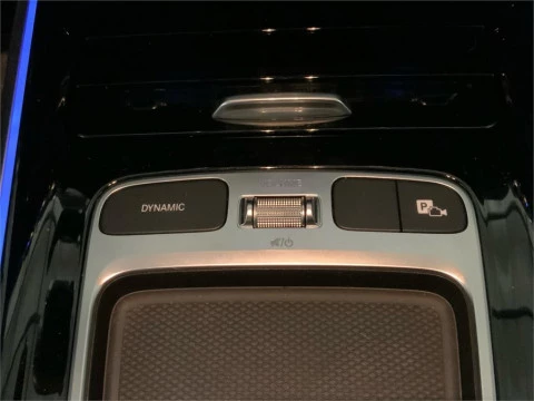 Mercedes-Benz GLA 200 D