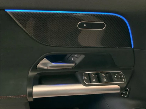 Mercedes-Benz GLA 200 D