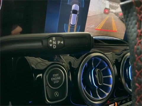 Mercedes-Benz GLA 200 D