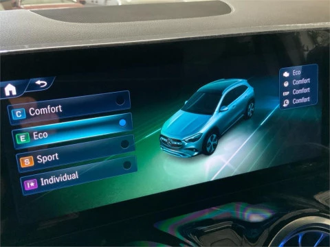 Mercedes-Benz GLA 200 D