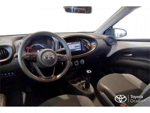Toyota Aygo X Cross Cross Play