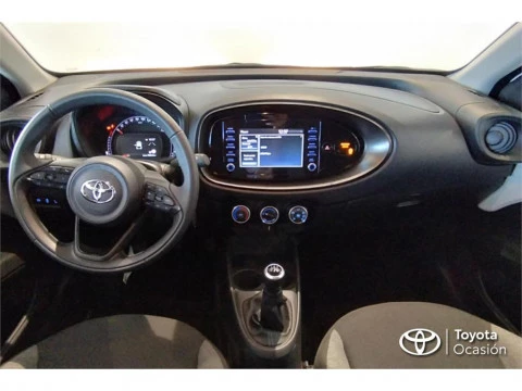 Toyota Aygo X Cross Cross Play