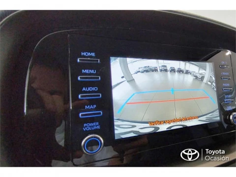 Toyota Aygo X Cross Cross Play