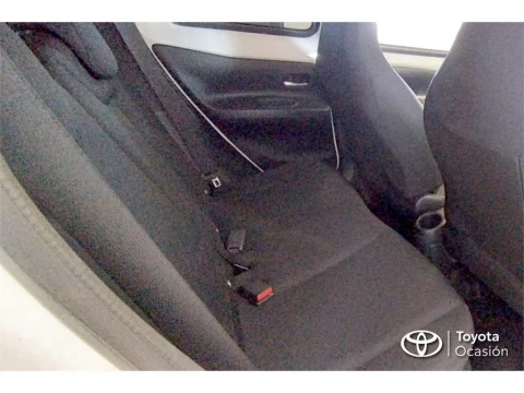 Toyota Aygo X Cross Cross Play