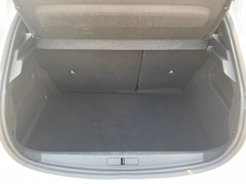 Peugeot 208 BlueHDi 73kW (100CV) Active