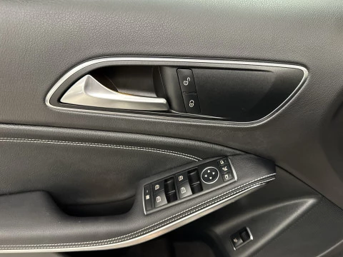 Mercedes-Benz GLA 200 115 kW (156 CV)