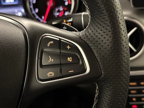 Mercedes-Benz GLA 200 115 kW (156 CV)