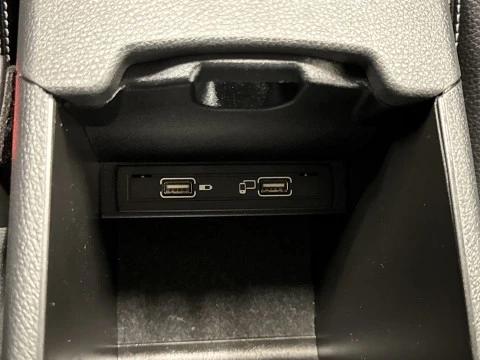 Mercedes-Benz GLA 200 115 kW (156 CV)