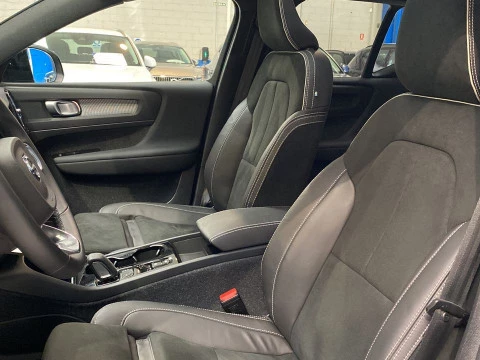 Volvo XC40 1.5 T5 RECHARGE R-DESIGN DCT 5P