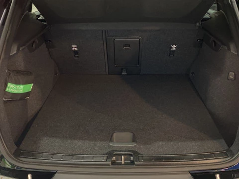 Volvo XC40 1.5 T5 RECHARGE R-DESIGN DCT 5P