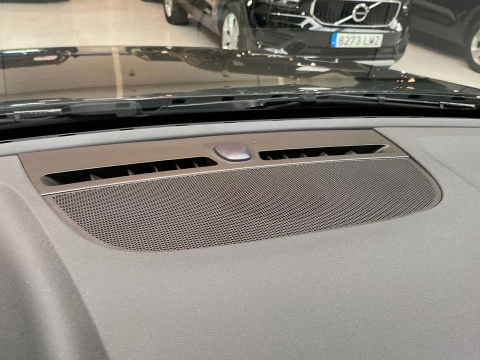 Volvo XC40 1.5 T5 RECHARGE R-DESIGN DCT 5P