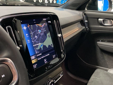 Volvo XC40 1.5 T5 RECHARGE R-DESIGN DCT 5P