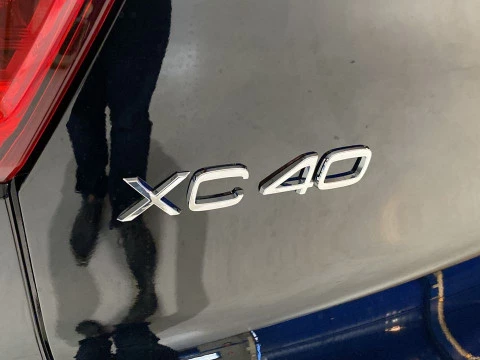 Volvo XC40 1.5 T5 RECHARGE R-DESIGN DCT 5P