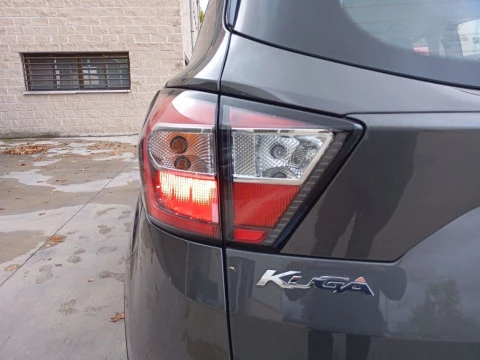 Ford Kuga 1.5 TDCi 88kW 4x2 A-S-S Titanium Auto