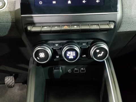 Renault Clio   TCe Techno 67kW