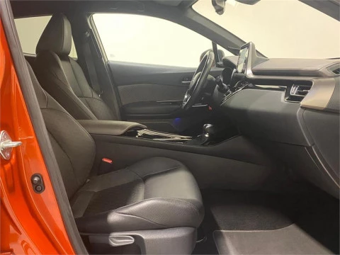 Toyota C-HR 5P KAJI EDITION 180H e-CVT