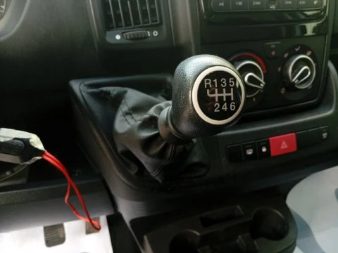 Citroën Jumper BlueHDi 103KW (140CV) Furgón 35L2H2