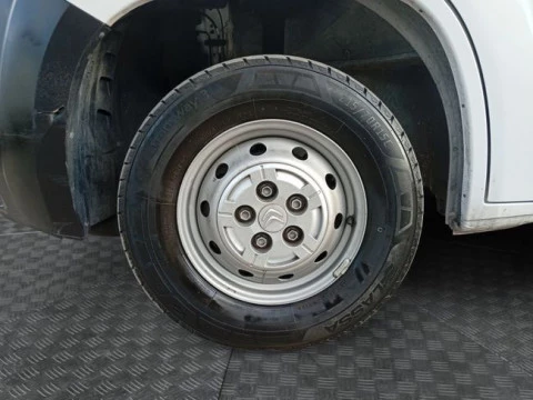 Citroën Jumper BlueHDi 103KW (140CV) Furgón 35L2H2