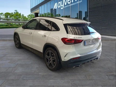 Mercedes-Benz GLA GLA 200 D