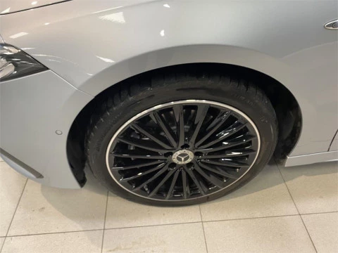 Mercedes-Benz Clase A 250 e con tecnología híbrida EQ