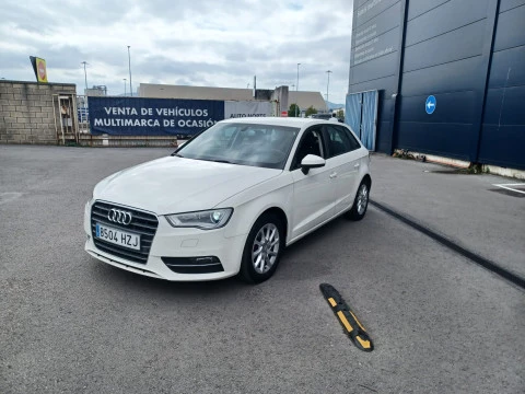 Audi A3 2.0 TDI CLEAN D S TR ATTRACTED SPORTBACK 150 5P Audi A3 2.0 TDI CLEAN D S TR ATTRACTED SPORTBACK 150 5P